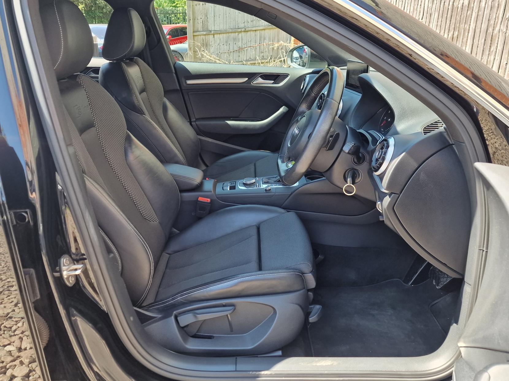 Audi A3 1.4 TFSI CoD S line Sportback 5dr Petrol S Tronic Euro 6 (s/s) (Nav) (150 ps)