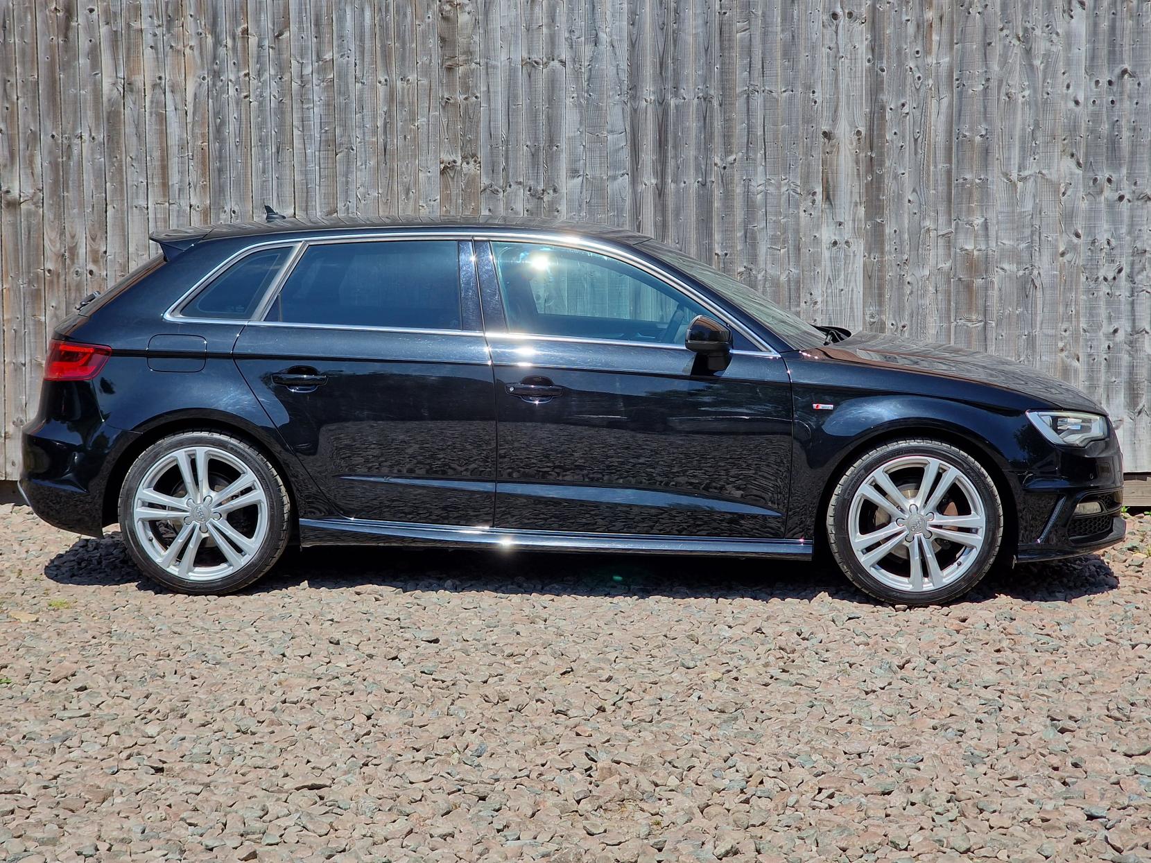 Audi A3 1.4 TFSI CoD S line Sportback 5dr Petrol S Tronic Euro 6 (s/s) (Nav) (150 ps)