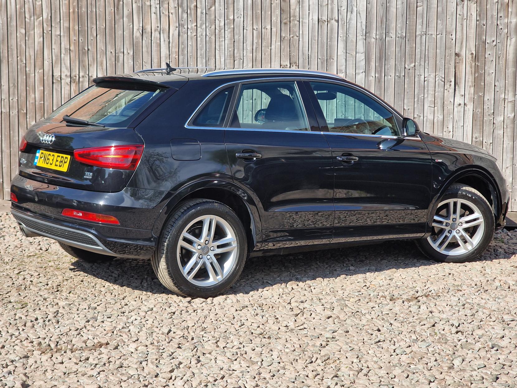 Audi Q3 2.0 TDI S line SUV 5dr Diesel S Tronic quattro Euro 5 (s/s) (177 ps)