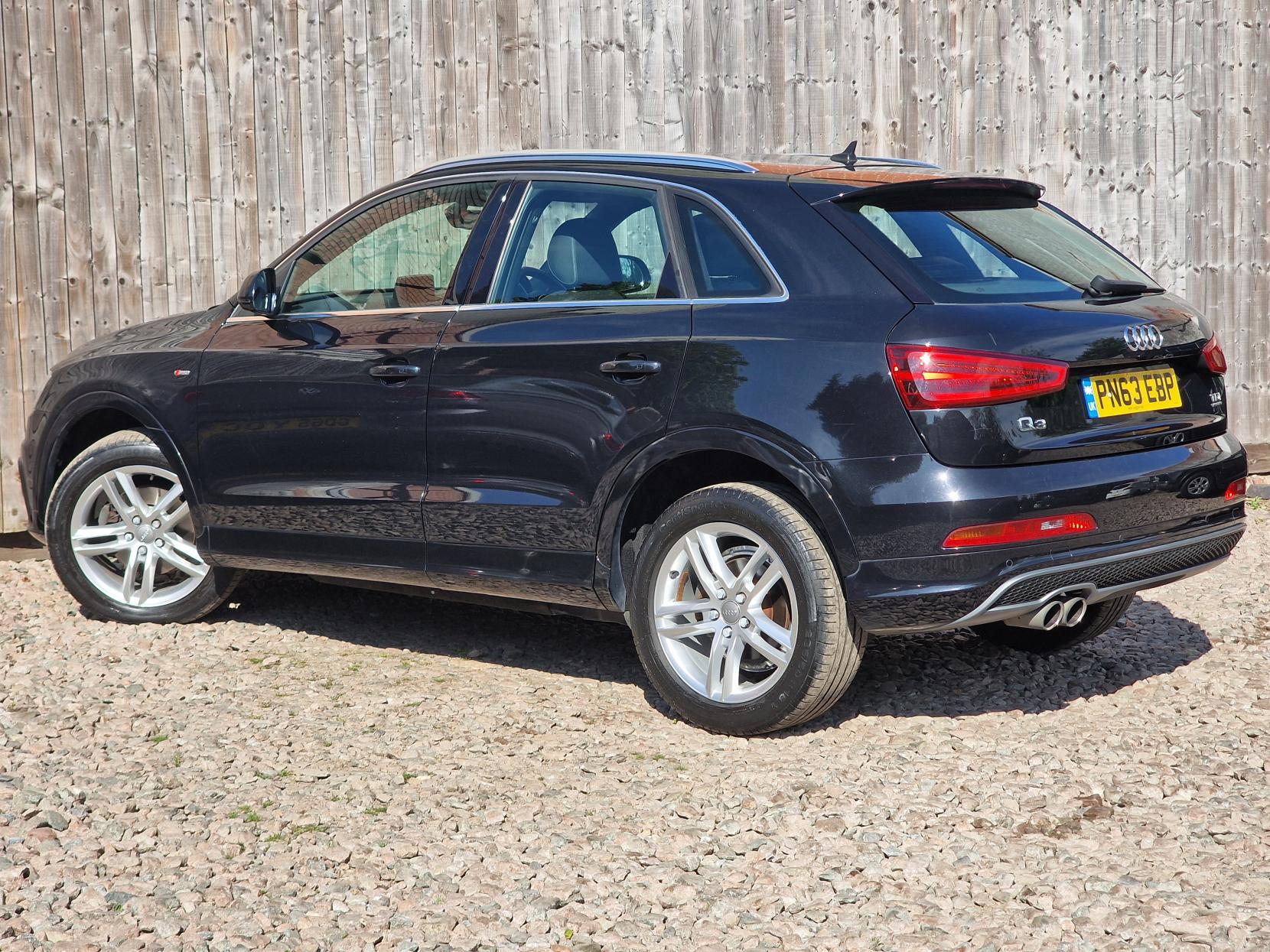 Audi Q3 2.0 TDI S line SUV 5dr Diesel S Tronic quattro Euro 5 (s/s) (177 ps)