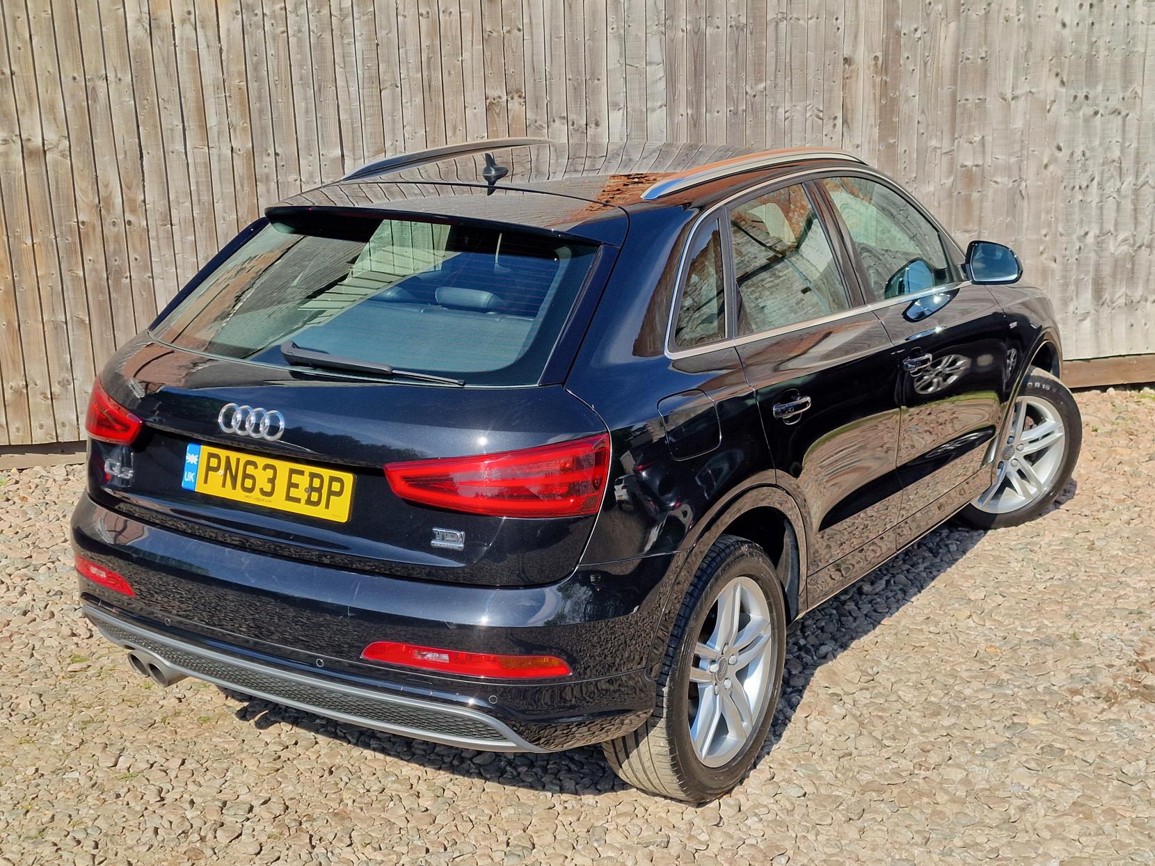 Audi Q3 2.0 TDI S line SUV 5dr Diesel S Tronic quattro Euro 5 (s/s) (177 ps)
