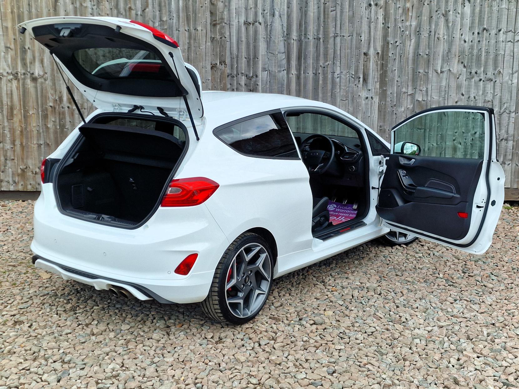 Ford Fiesta 1.5T EcoBoost ST-3 Hatchback 3dr Petrol Manual Euro 6 (200 ps)