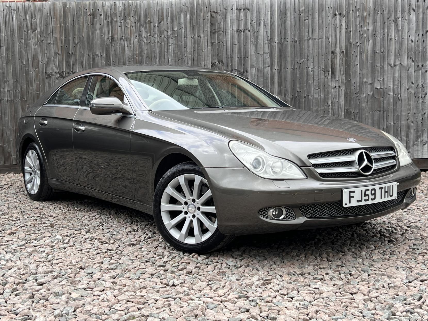 Mercedes-Benz CLS 3.0 CLS320 CDI Coupe 4dr Diesel 7G-Tronic (200 g/km, 221 bhp)