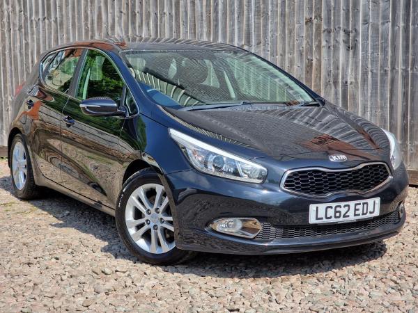 Kia Ceed 1.6 CRDi 2 Hatchback 5dr Diesel Auto Euro 5 (126 bhp)